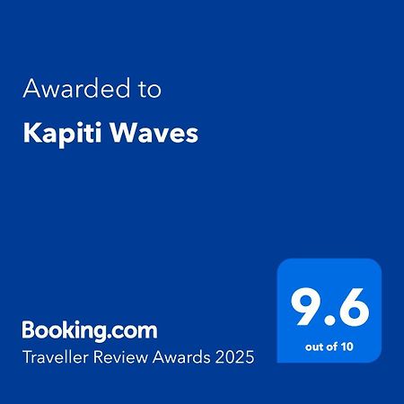 Kapiti Waves Bed & Breakfast Pukerua Bay Exterior photo
